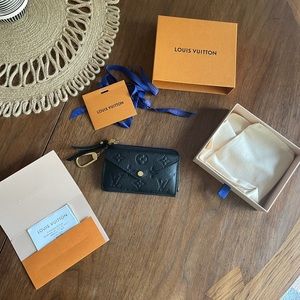 M69421

CARD HOLDER RECTO VERSO